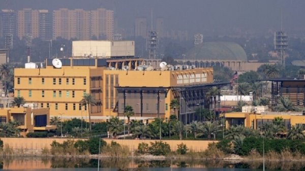 السفارة الأمريكية: سننقل قلق الحكومة العراقية إلى واشنطن ونعمل على تهدئة التصعيد