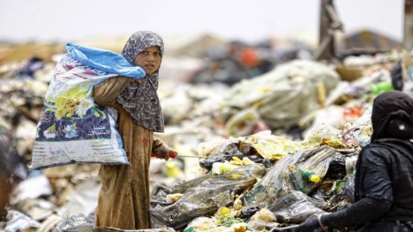 التخطيط: تراجع معدلات الفقر خلال السنوات الأخيرة في البلاد