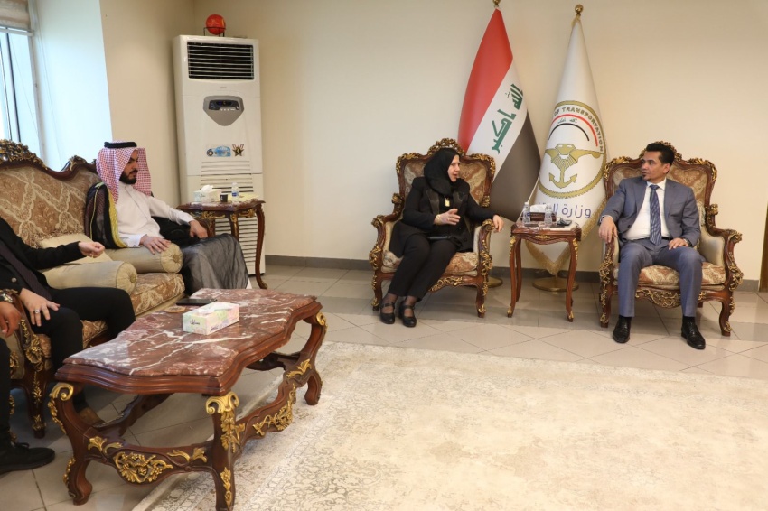 السعداوي يبحث مع لجنة النقل النيابية مشاريع الوزارة الاستراتيجية والخدمية