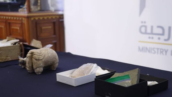 العراق يستعيد أكثر من 40 ألف قطعة أثرية