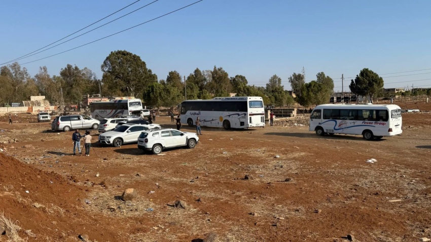 سوريا.. بدء دخول حافلات الى السويداء لاخراج العوائل المجتجزة