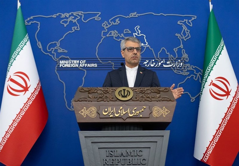 إيران تتهم الإعلام الأجنبي بـ”إثارة التوتر”.. وتهدد دول الجوار بشأن علاقاتها مع إسرائيل