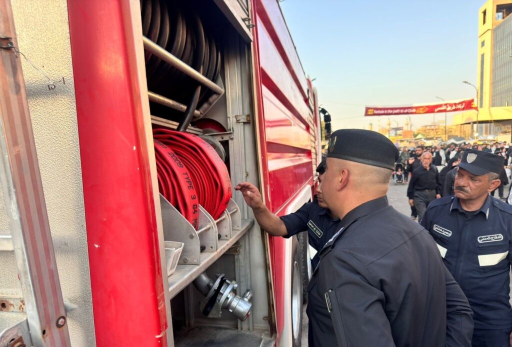 دعمًا للزيارة الأربعينية.. الدفاع المدني تدخل عجلات الاستجابة السريعة