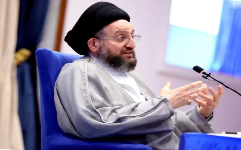 الحكيم يدعو القوى السياسية لتجاوز الخلافات وحماية سيادة العراق