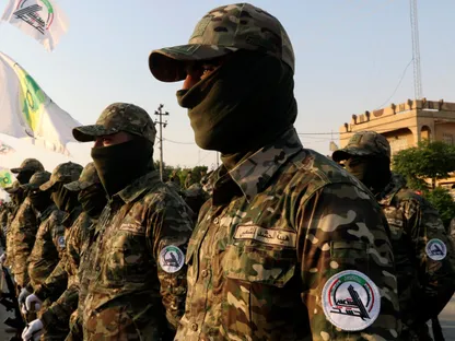 العراق رداً على تصريحات سفير بريطانيا بشأن قانون “الحشد”: “تدخل مرفوض”