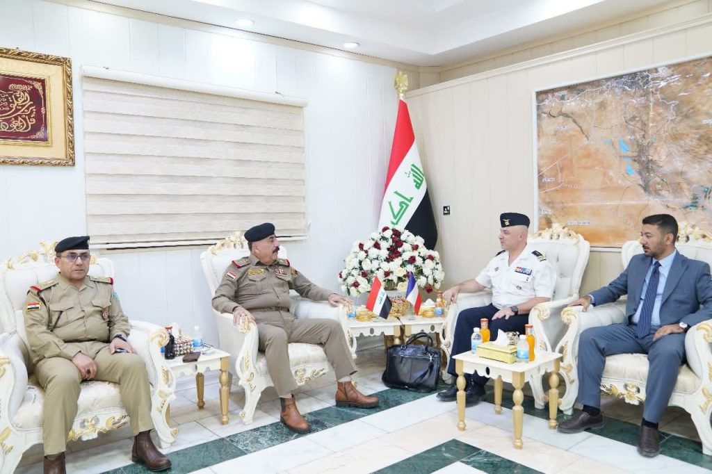 قائد القوات البرية يلتقي بالملحق العسكري الفرنسي في العراق