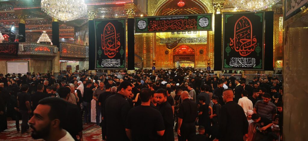 السفير الايراني: علمتمونا أن خدمة الحسين بلا حدود وتعلمنا منكم المودة