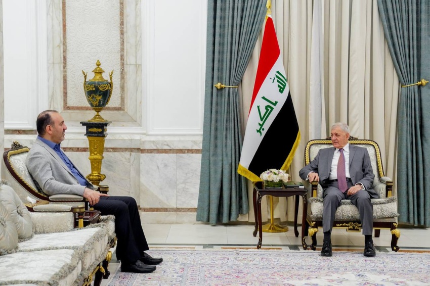 رئيس الجمهورية ورئيس كتلة القانون النيابية يؤكدان ضرورة تهيئة الأجواء لإجراء الانتخابات