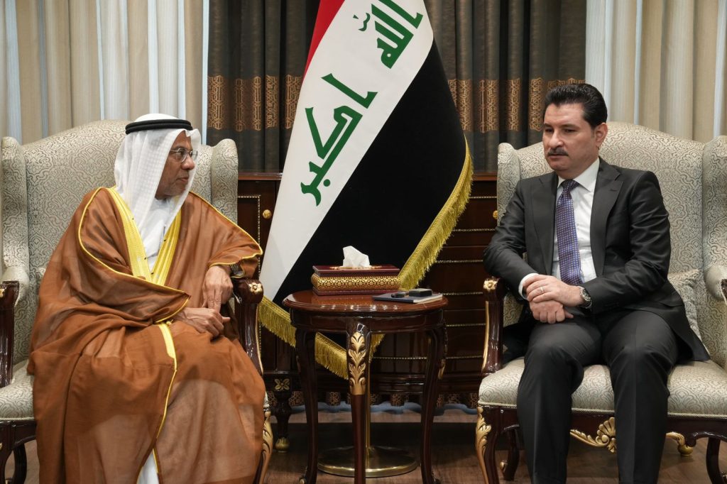 شاخوان عبدالله يبحث مع السفير الإماراتي تنسيق المواقف حول غزة