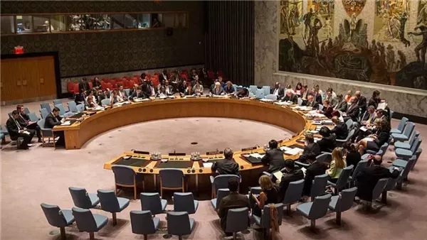 مجلس الأمن يعتمد قرارًا لتعيين مبعوث لدعم التعاون بين الكويت والعراق بشأن إعادة رفات الأسرى والممتلكات