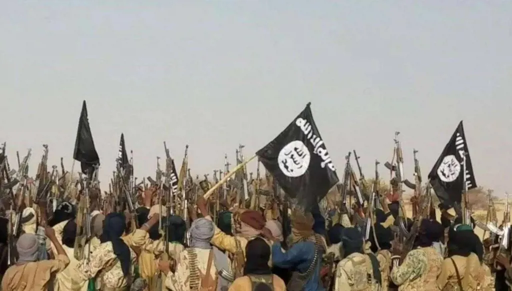 متورّط بتفجير السفارة الإيرانية في لبنان… مقتل أحد أبرز قيادات “داعش” في سوريا