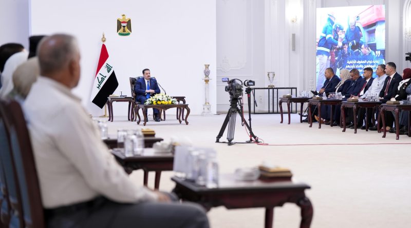 السوداني: ما تحقق من منجزات وإصلاحات حصيلة جهود متميزة للموظفين