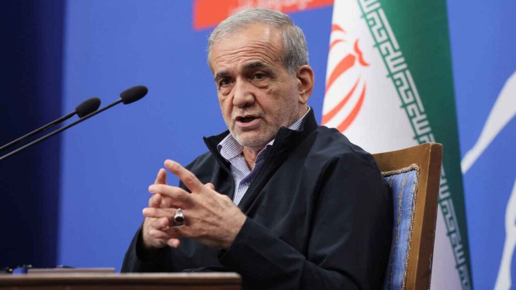 الرئيس الإيراني يفصح عن مواقف متشابهة مع تركيا بشأن العراق وسوريا