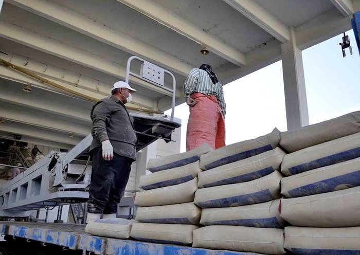 العراق يحقق الاكتفاء الذاتي من مادة الاسمنت