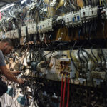 إصدار أوامر قبض بحق 14 صاحب مولدة أهلية في الشطرة