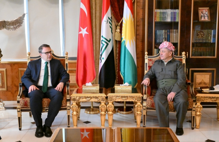 بارزاني يستقبل السفير التركي لدى العراق