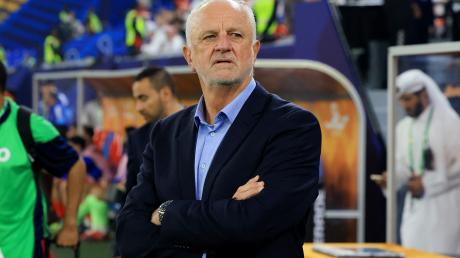 أرنولد يطارد الفوز السابع.. العراق أمام فرصة تعزيز الثورة الفنية بلقاء السودان