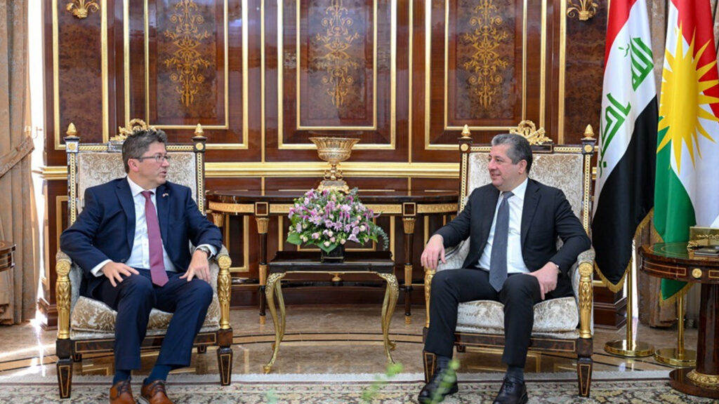 رئيس حكومة إقليم كوردستان يستقبل سفير كندا لدى العراق