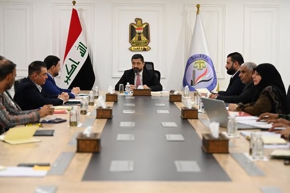 العدل: أهمية تطوير الخدمات الصحية المقدمة للنزلاء